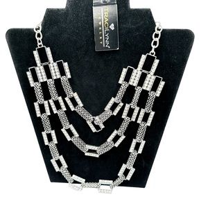 TRACI LYNN FASHION JEWELRY Empire Necklace. GORGEOUS